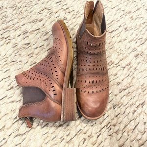 Sofft brand leather boots